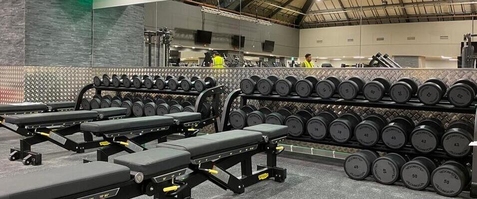 Dumbell rack with mirror